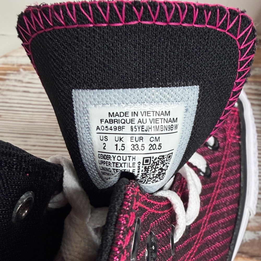 Converse Kids' Magenta High-Top Sneakers NEW with out tags - Picture 7 of 9